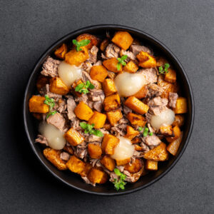 Bowl Bœuf – Bœuf Braisé, Chou-Rave & Poire Acidulée